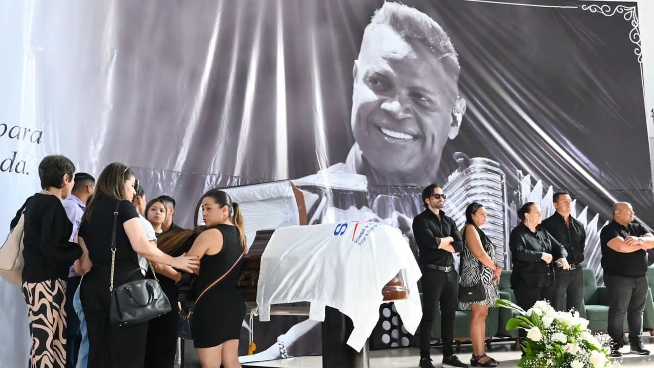 Homenajes al maestro Omar Geles