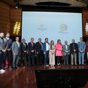 Oficialización del Grupo Bicentenario como holding financiero.