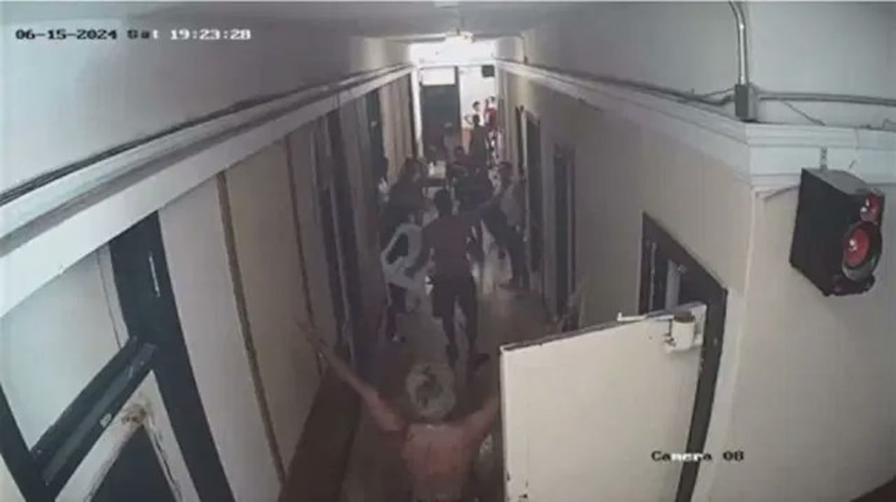 Las imágenes corresponden al interior del hotel Gateway