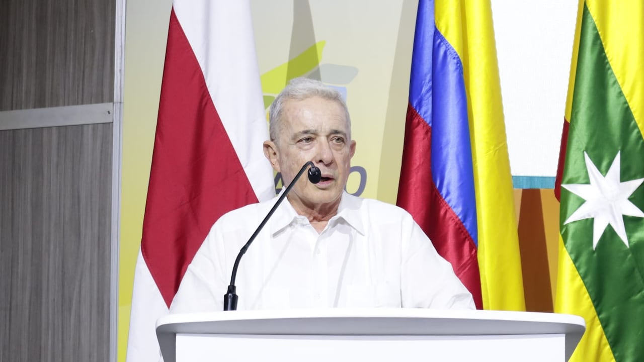 Álvaro Uribe Vélez en el congreso de Fedegán.