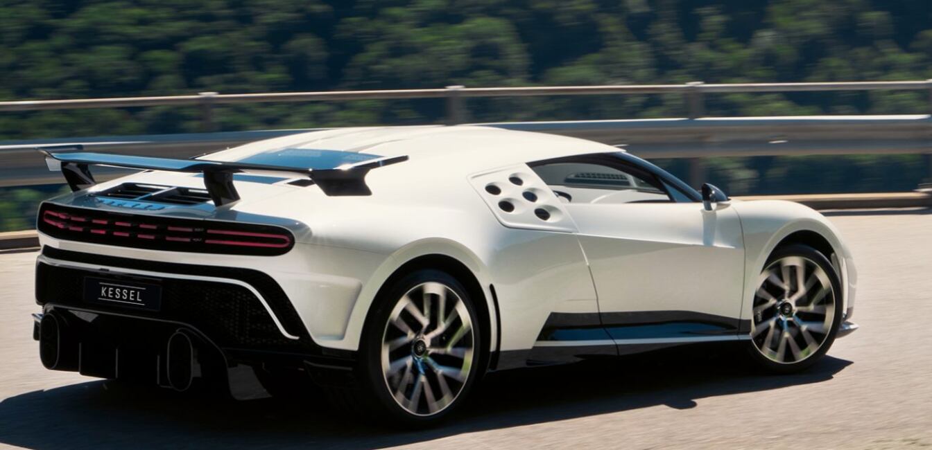 El Buggati Centodieci es un vehículo del que solo se fabricaron 10 unidades. Cristiano Ronaldo tiene una.