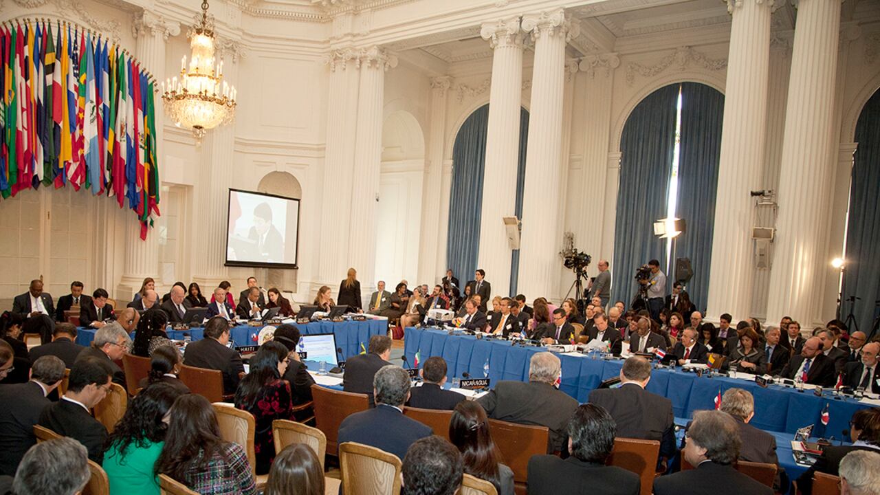 Asamblea General Extraordinaria de la Organización de Estados Americanos (OEA), en su sede de Washington.