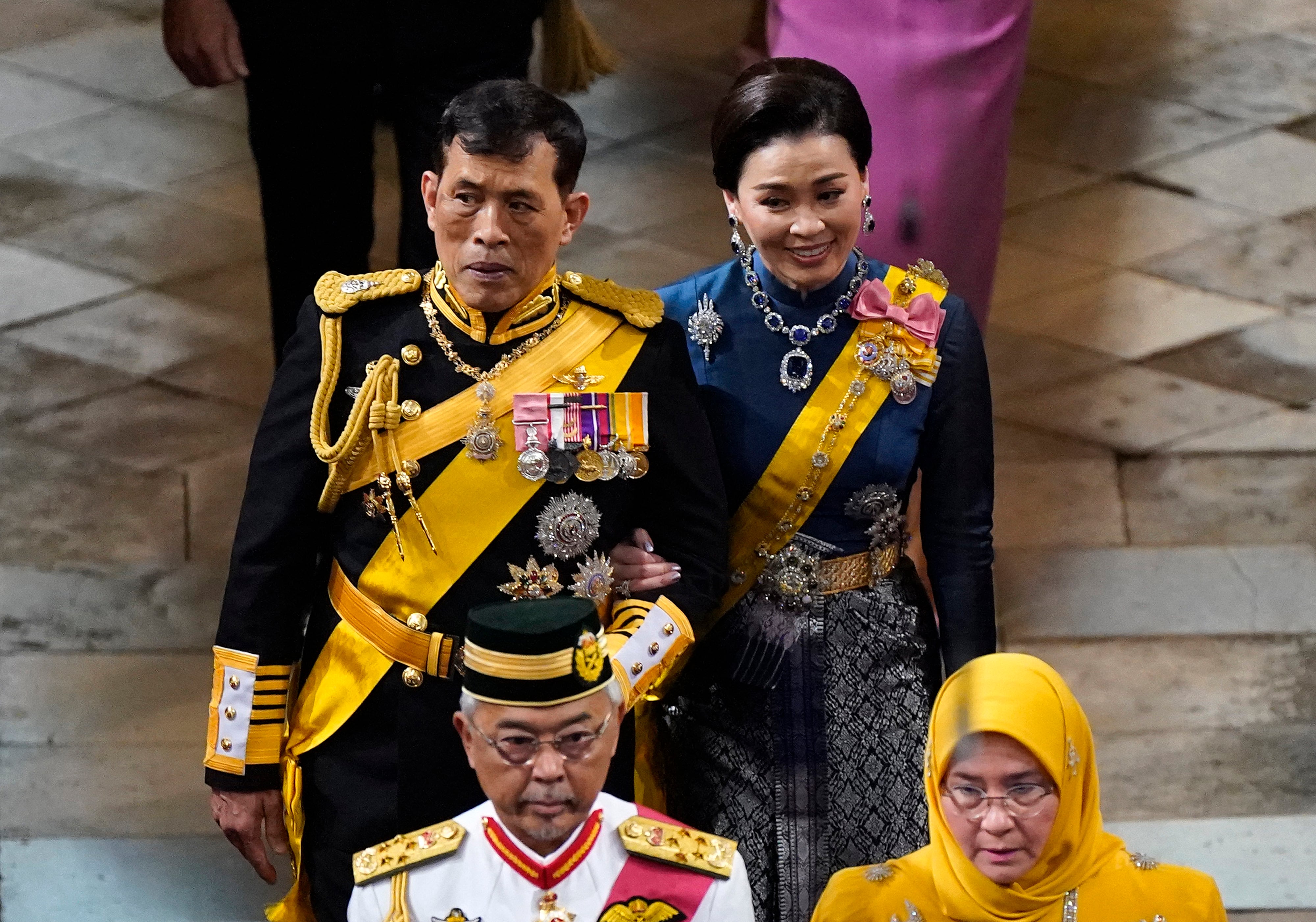 Rey Vajiralongkorn y la reina Suthida