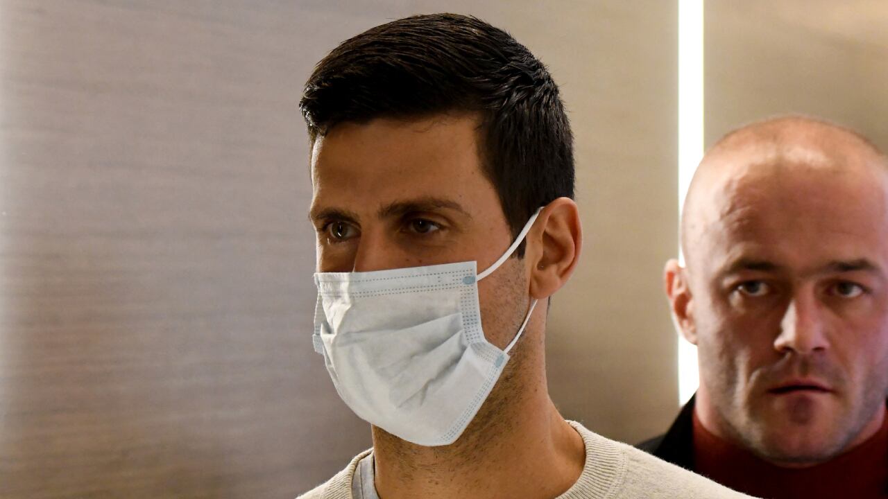 Djokovic mantuvo el número 1 del mundo a pesar de su ausencia en el primer Grand Slam del año.