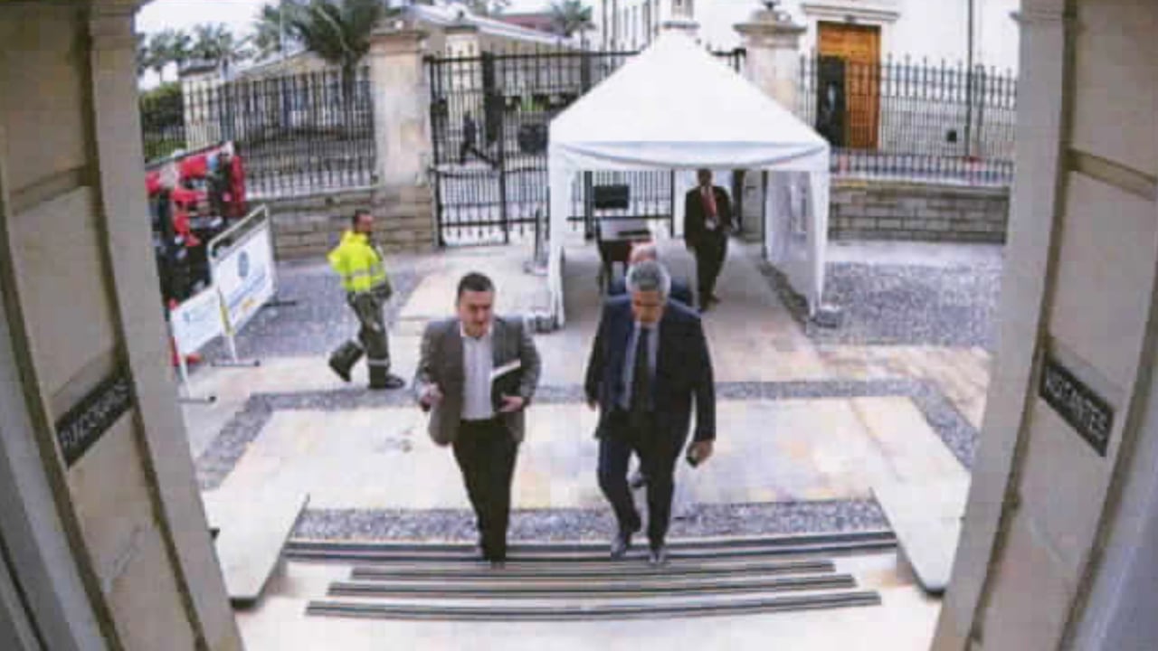 El llamado cónclave en la Presidencia fue convocado por los entonces ministros Ricardo Bonilla y Luis Fernando Velasco.