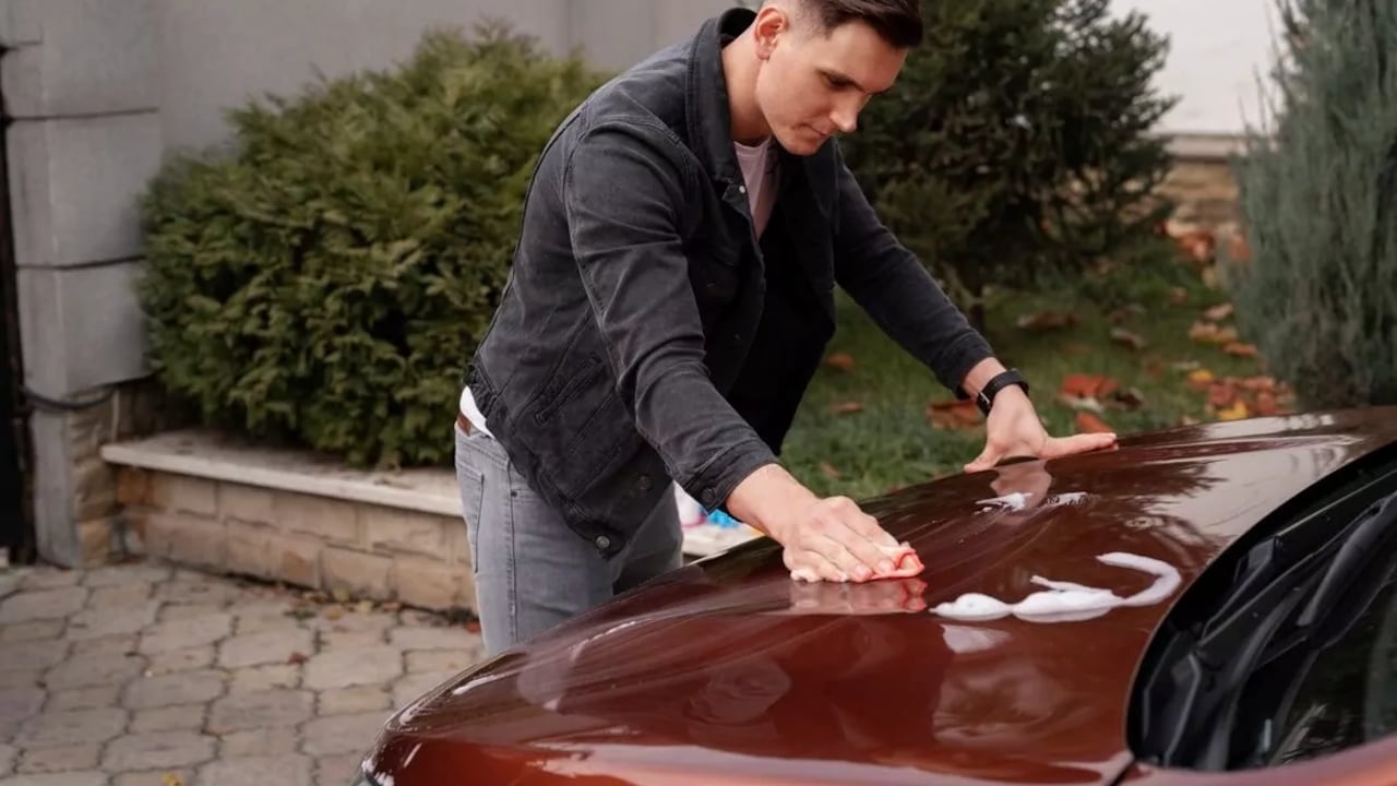 Para proteger el carro se pueden comprar productos que tienen ese fin.