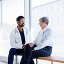 Debido a la pandemia por Covid-19, los profesionales de la salud cuentan con bastante oferta en el viejo continente.