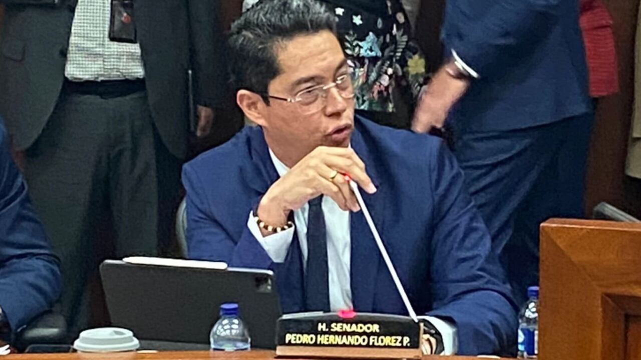 senador del Pacto Histórico Pedro Hernando Flórez preocupado por el bulliyng en el país
