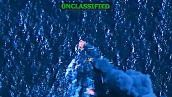 Ataque a nueva "narcolancha" en aguas del Pacífico por tropas de Estados Unidos. Fue reportada durante el jueves 4 de diciembre del 2025.