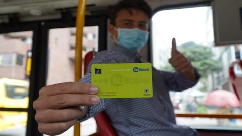 Tarjeta Tu Llave para el aceeso al sistema TransMilenio.