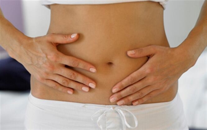 La pera tiene un alto contenido en fibra que ayuda a quitar el estreñimiento.