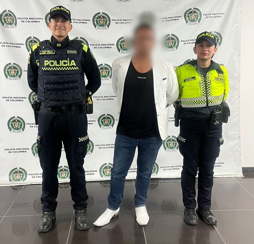 El sujeto fue puesto a disposición de la Fiscalía General de la Nación