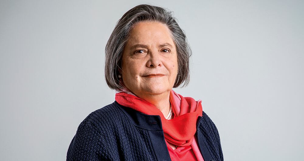 Clara López ObregónExministra