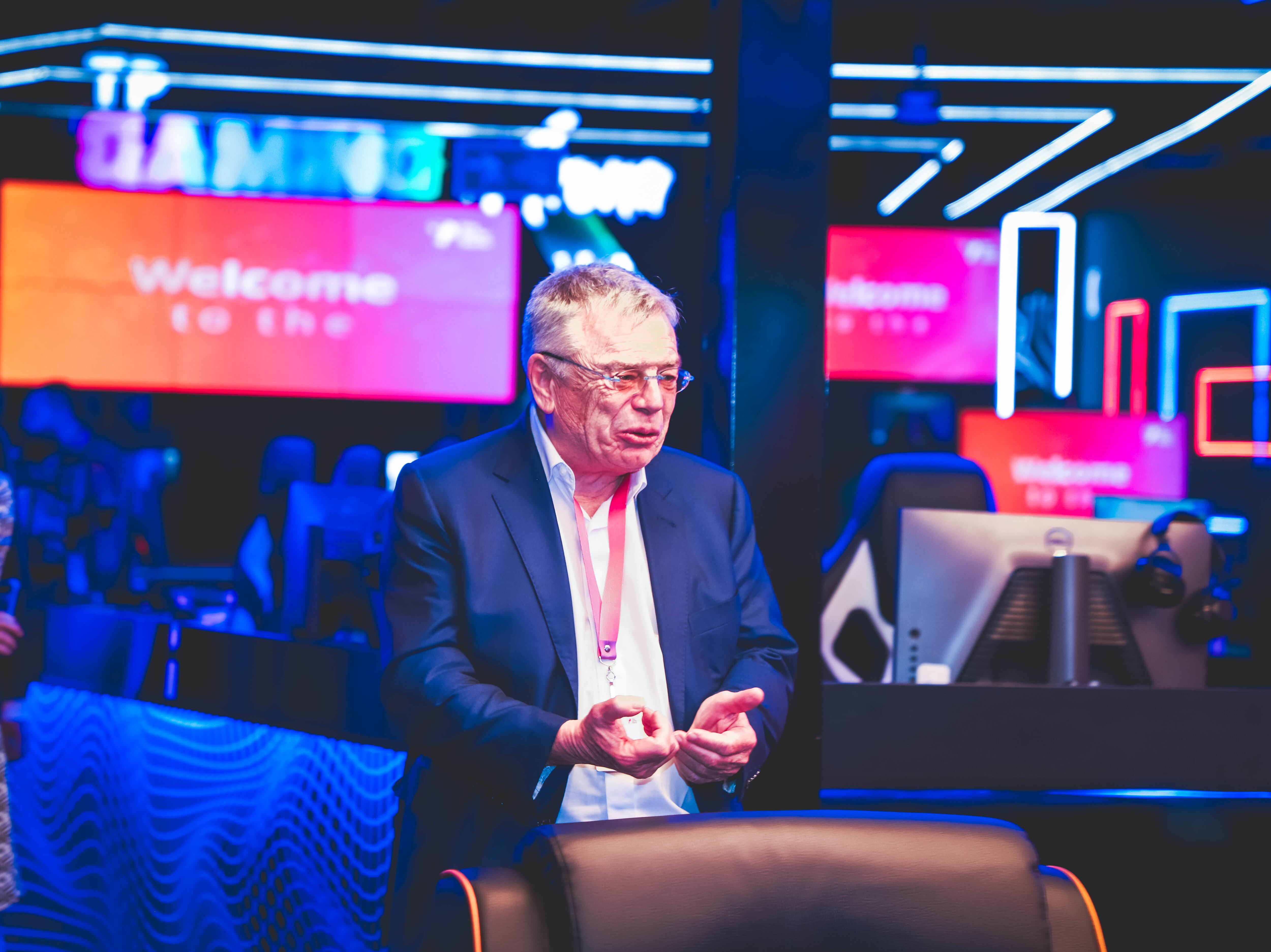 Daniel Julien, fundador de Teleperformance