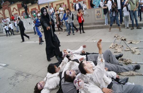Por más de 65 años Colombia es visitada con frecuencia por la muerte. Miles de victimas del conflicto armado no han sido reconocidas ni reparadas. Fotografía: Edwin Tamayo / SEMANA