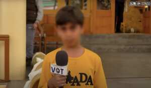 El menor habló para el canal de YouTube Voice of Tibet (0:50)