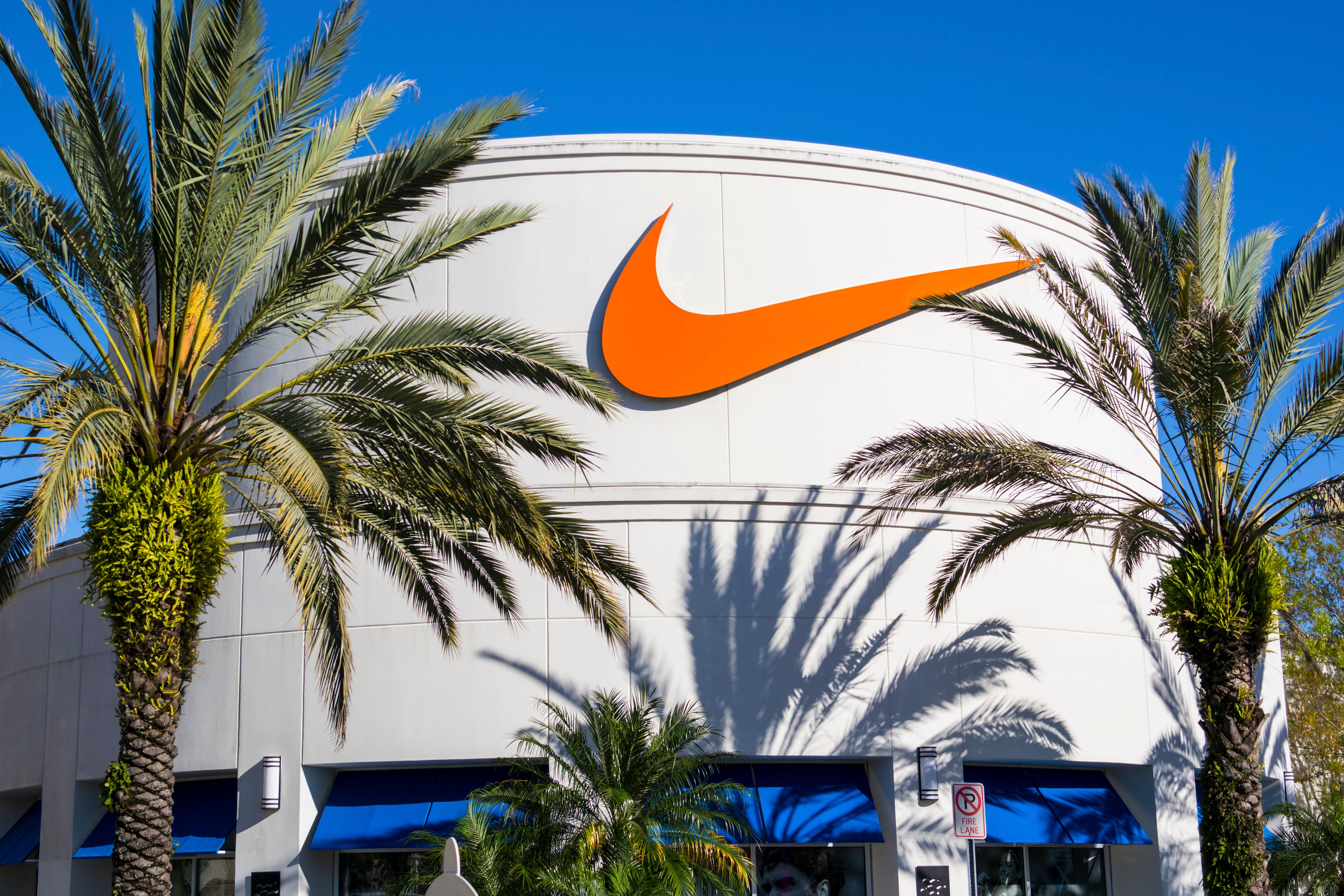 Nike enfrenta una demanda colectiva en Estados Unidos tras la abrupta clausura de RTFKT