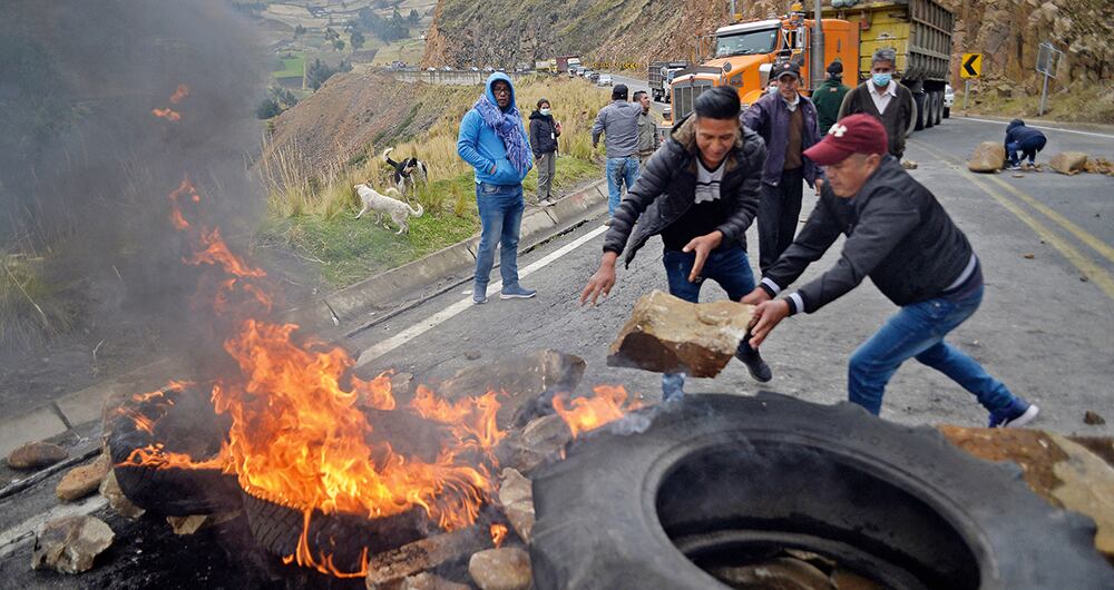 Las protestas en Ecuador dejan cientos de afectados y daños materiales por calcular. Foto: AFP