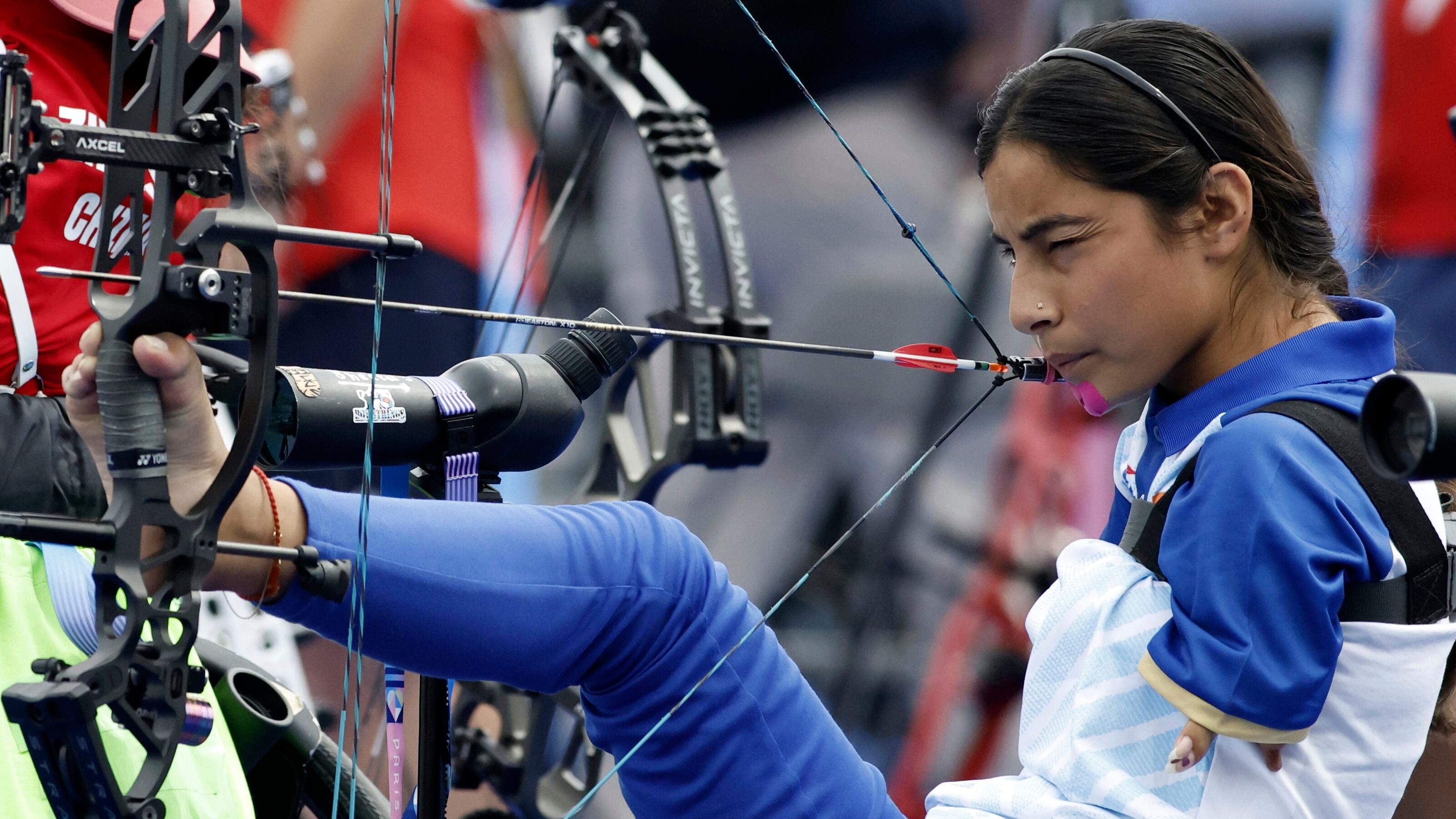 Sheetal Devi, joven deportista paralímpica, procedente de la India, que tiene 17 años.