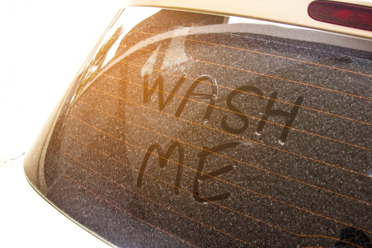 Lo que puede reflejar si su carro está sucio