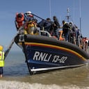 Los migrantes fueron rescatados por las autoridades francesas. Foto: Getty Images.