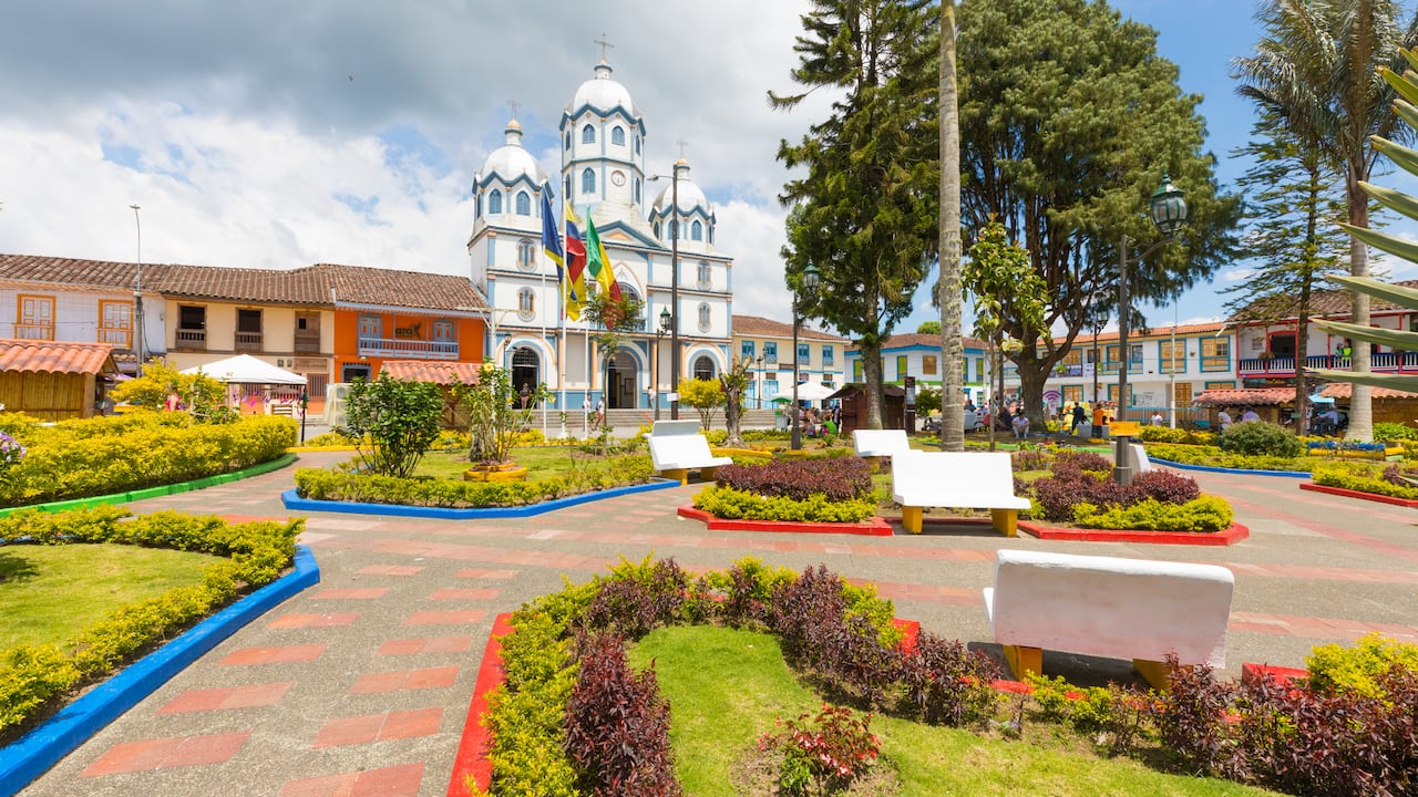Filandia es uno de los pueblos más lindos del Quindío, imperdible para conocer en un viaje al Eje Cafetero.