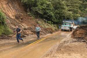 Juan Diego Alvira, derrumbe en la vía en Pasto-Nariño