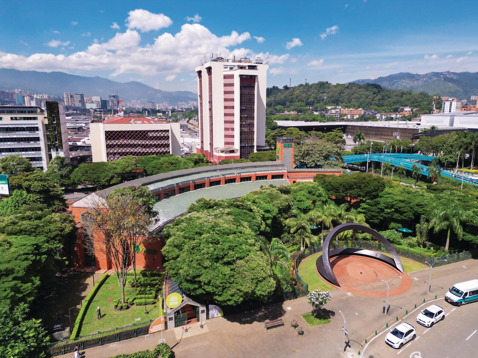 En términos financieros, el Idea reportó un crecimiento patrimonial notable, alcanzando los 860.00 millones de pesos en 2024.