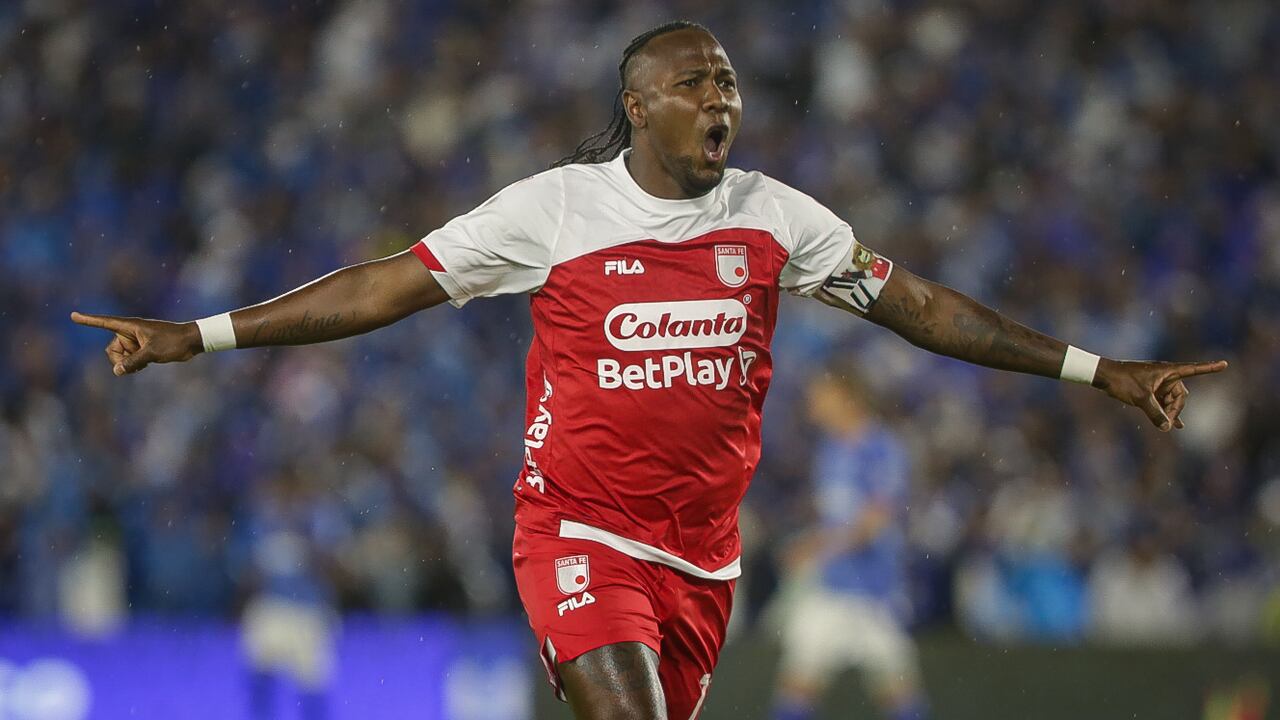 El delantero confía en la base del equipo, pero también cree que se debe reforzar para dar un salto de calidad