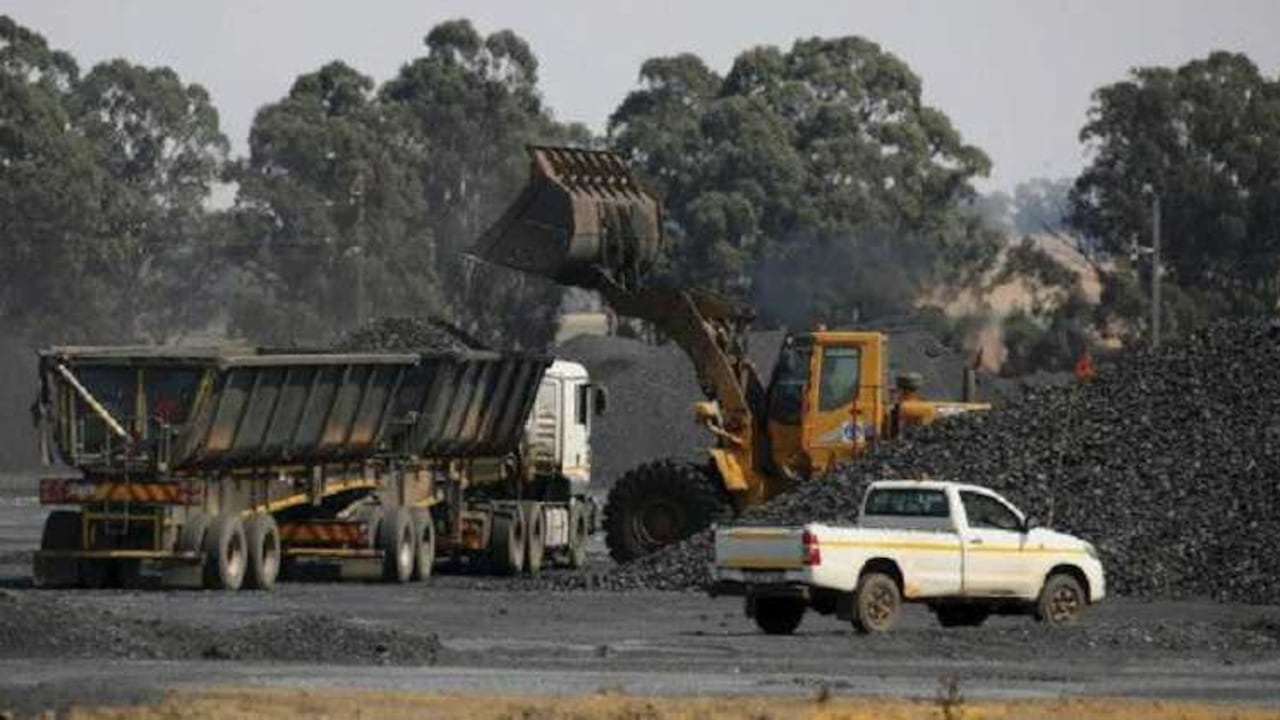 El proceso se da en un momento muy complejo para la economía colombiana, cuando se busca atraer más inversión y proyectar una imagen de estabilidad jurídica.