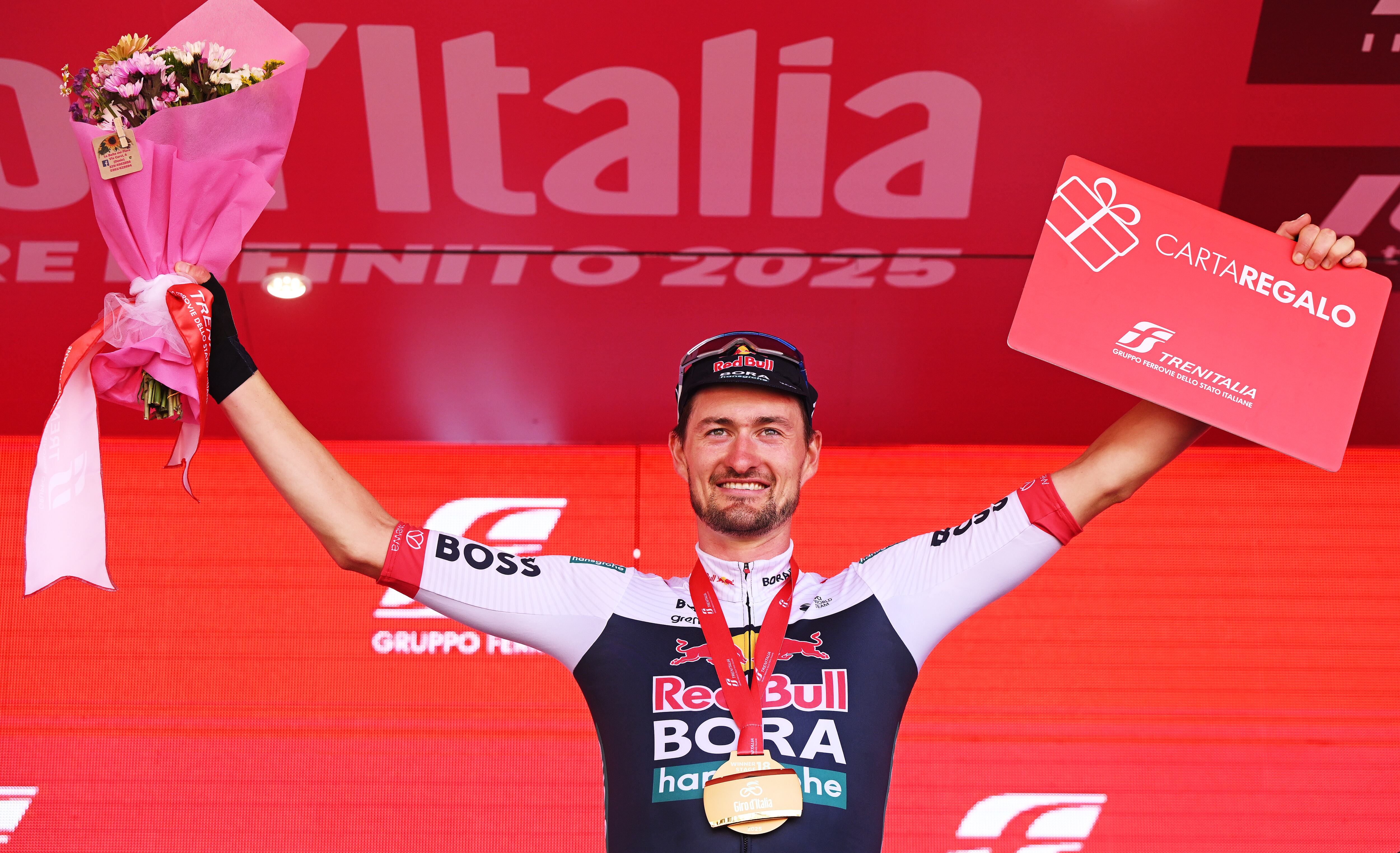 Nico Denz, ganador de la etapa 18 en el Giro de Italia 2025.