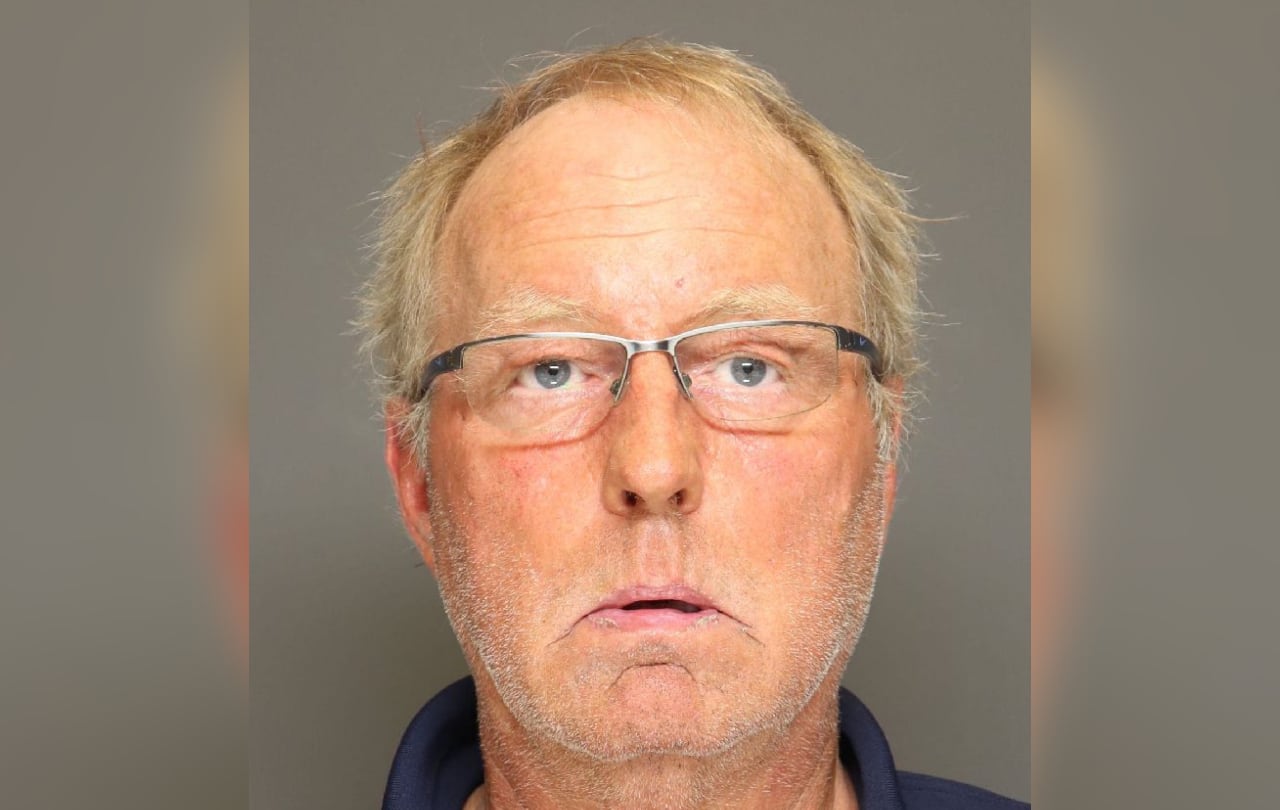 El hombre decidió vender el carro de su mamá donde la Policía encontró muestras de sangre.