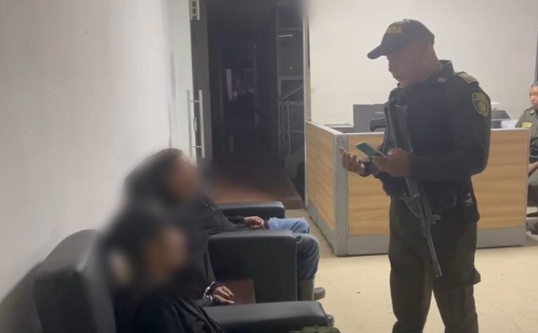 Policía capturó a dos hombres que serían de Iván Mordisco.
