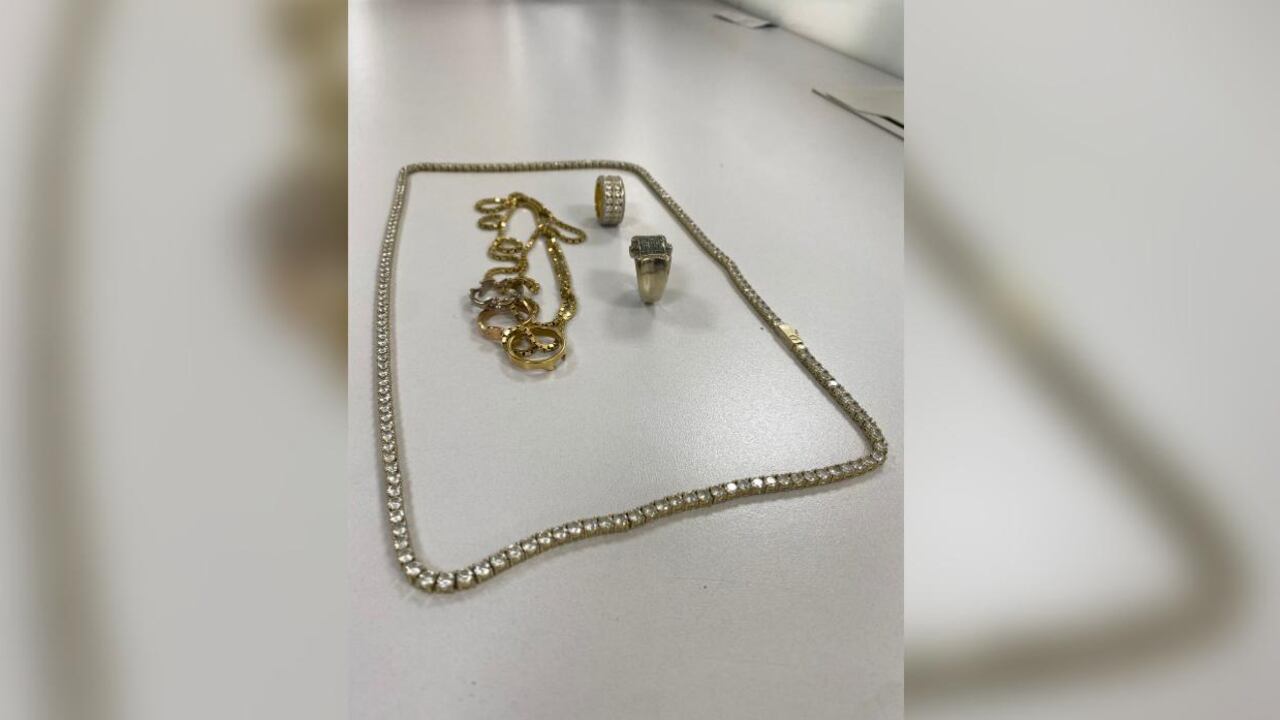 Las costosas joyas de alias El profesor, considerado el capo de los narcoveleros en el mundo.