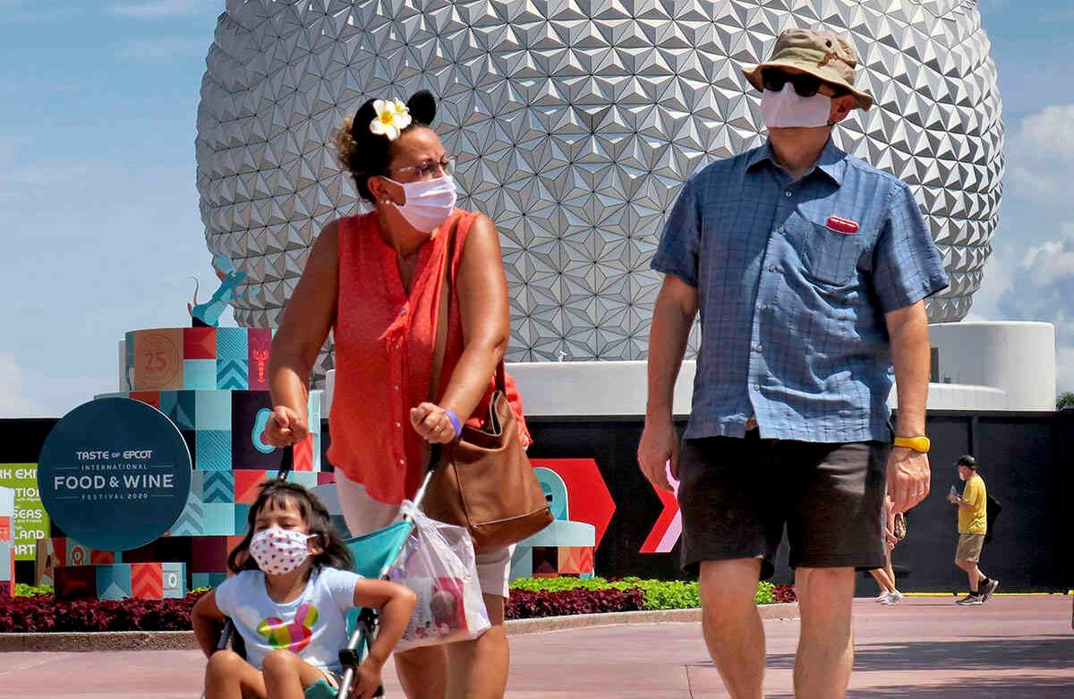 Florida ha batido récords en número de casos de contagio en las últimas semanas y este jueves, 16 de julio, las autoridades indicaron que 156 personas perdieron la vida en menos de 24 horas, mientras otras 14.000 resultaron positivas para el virus.