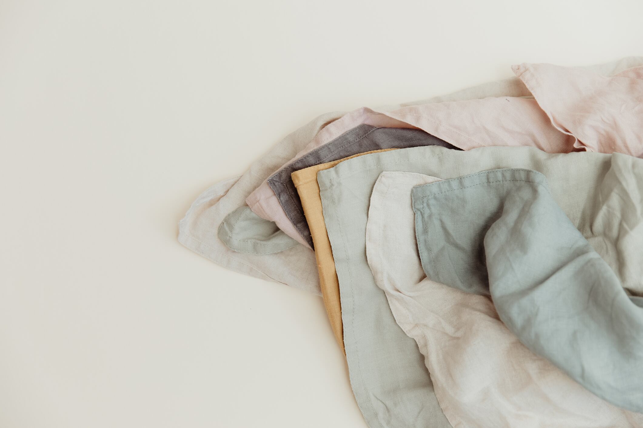 Se deja atrás el papel de cocina y se cambia a las servilletas de tela.