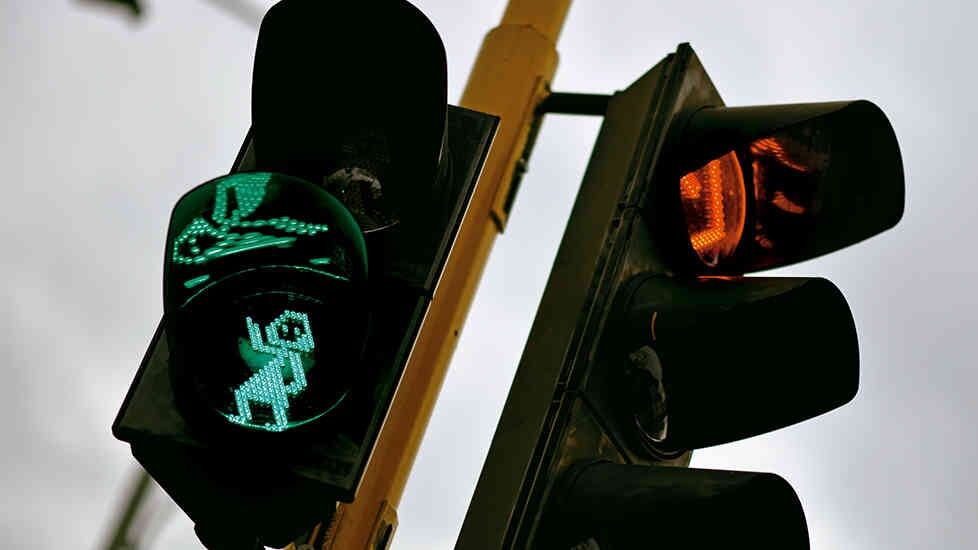 Con el nuevo sistemas de semáforos de Bogotá los tiempos de viaje en los principales corredores podrán disminuir hasta 30 por ciento.