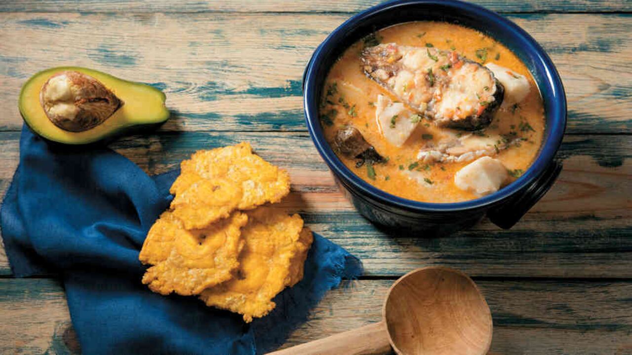 Los sancochos y sopas a base de pescados y mariscos son los fuertes de estas cocineras.