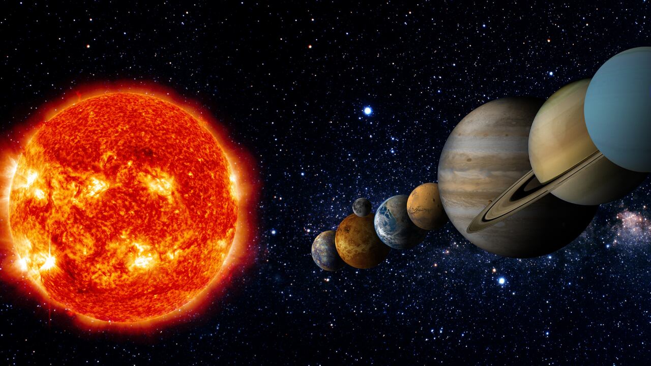 A partir de la 5:30 p.m se podrá observar la alienación de planetas.