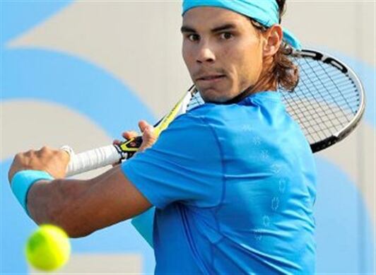 Para evitar el codo de tenista es importante revisar la técnica que se está usando. 