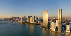 Los expertos consideran que este no es un buen momento para mantener el dinero en los bancos, y recomiendan invertir en propiedad raíz