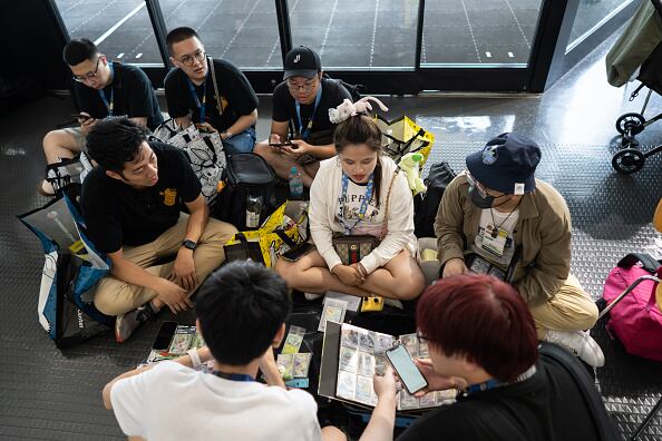 El Campeonato Mundial Pokémon 2023 es una competencia de juegos combinados para los juegos Pokémon Escarlata y Violeta, Pokémon Trading Card Game, Pokémon GO y Pokémon UNITE. Es la primera vez que el evento se lleva a cabo en Japón y se lleva a cabo del 11 al 13 de agosto.