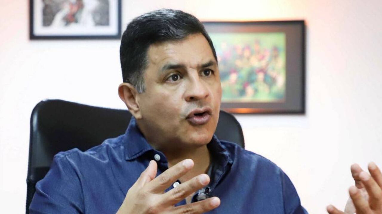 Ospina calcula que en Cali hay unos 5.000 casos no identificados, y no es optimista sobre el futuro.