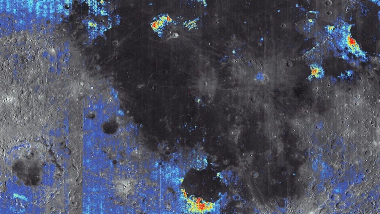 El estudio científico chino confirma en parte los análisis realizados a las muestras captadas por la sonda india Chandrayaan-1, sobre la presencia de agua en la superficie de la Luna.
