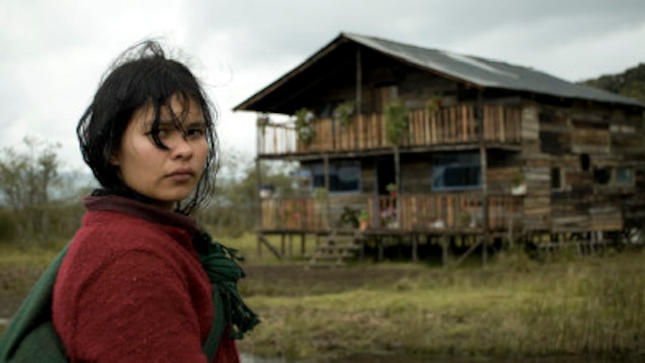 La actriz Joghis Arias como Alicia