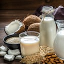 La leche vegetal no contiene colesterol y es saludable para el organismo.