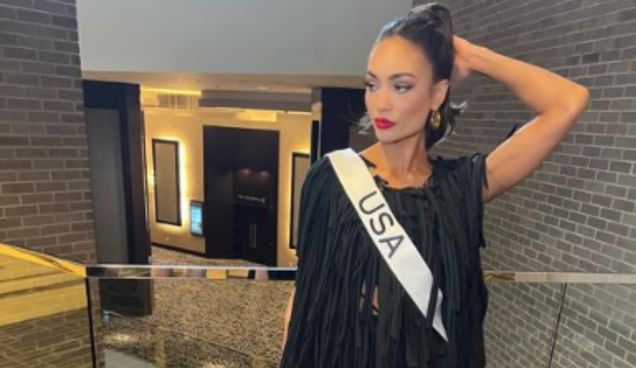 Miss Universo 2022 cuando era candidata de Miss USA.