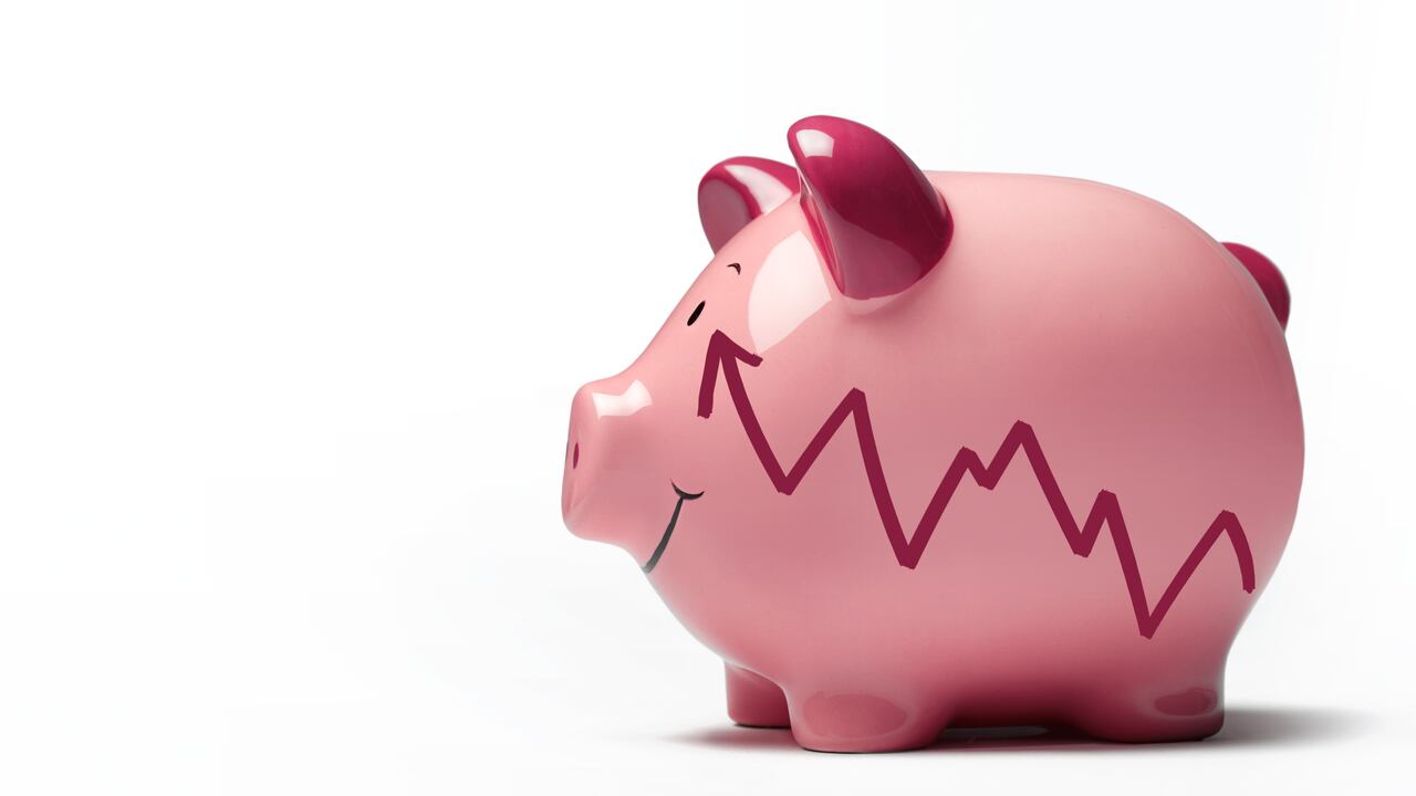 Piggy bank with graph going up