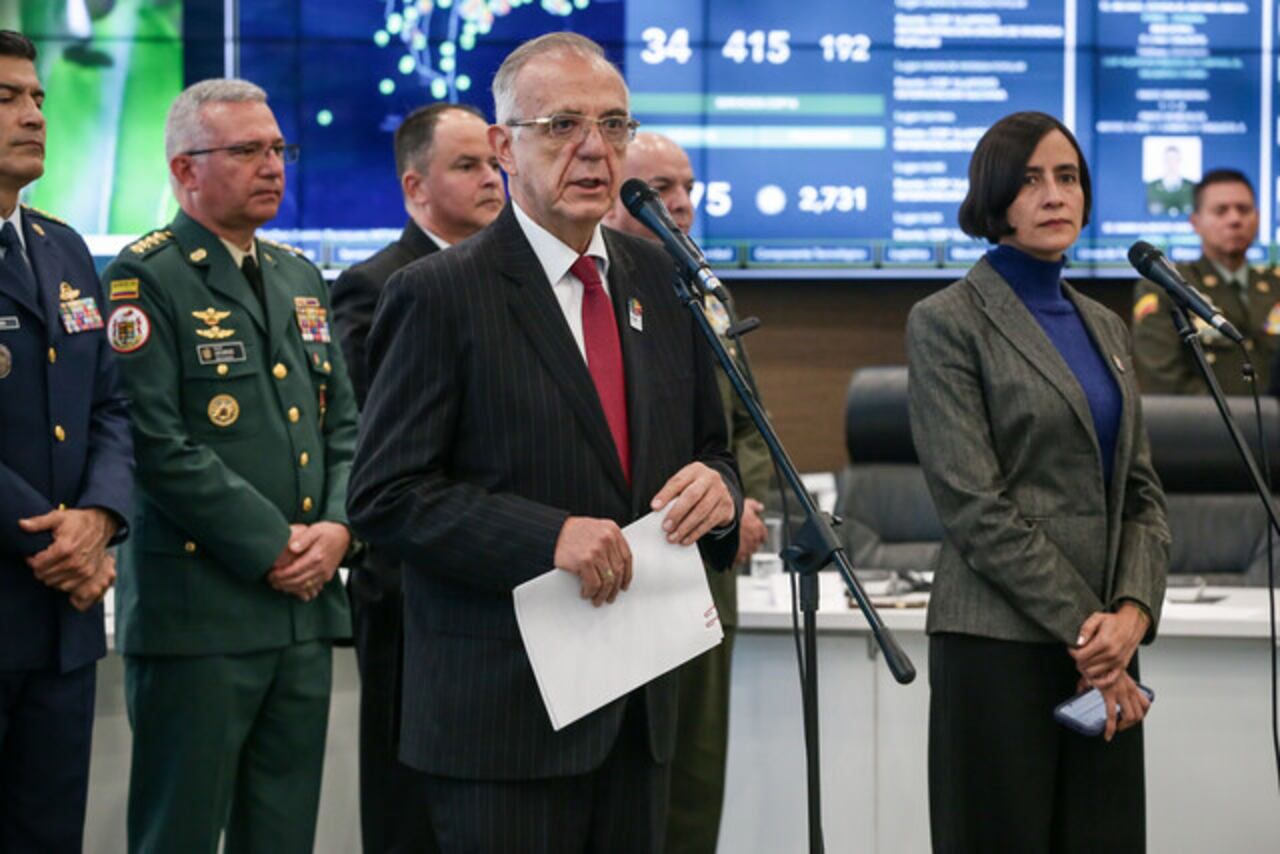 Iván Velásquez, Ministro de Defensa