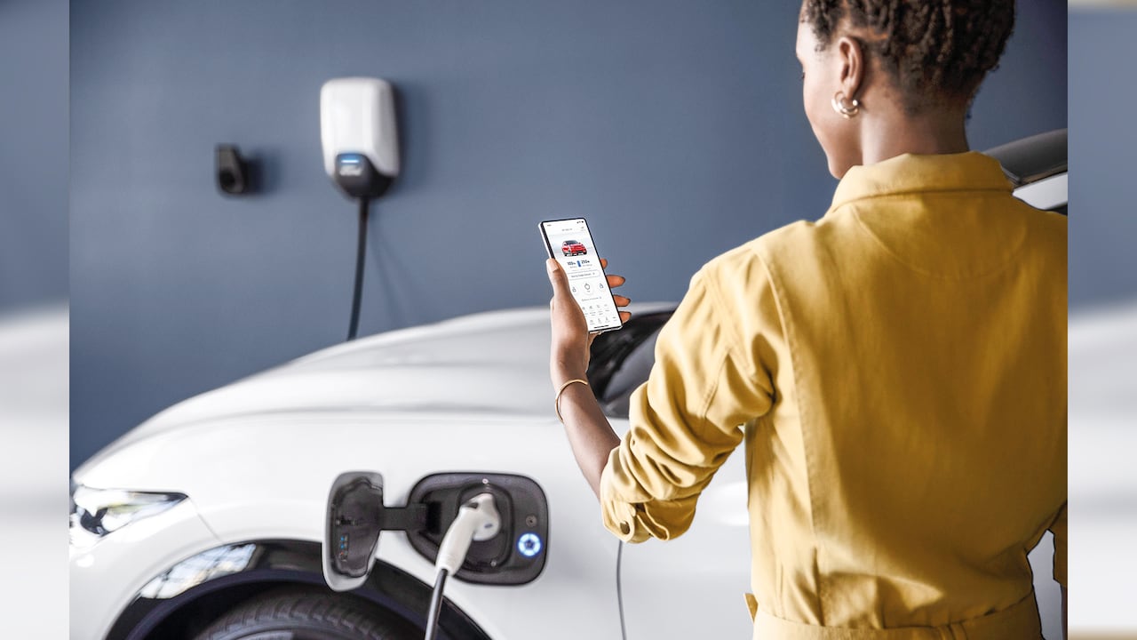 En el país existen 216 puntos de recarga y 506 conectores para vehículos eléctricos.